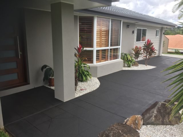 Gold Coast Pressure Cleaning -Gold Coast Driveway Repainting After picture